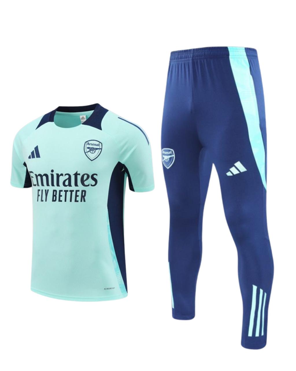 Ensemble t-shirt jogging arsenal (1)